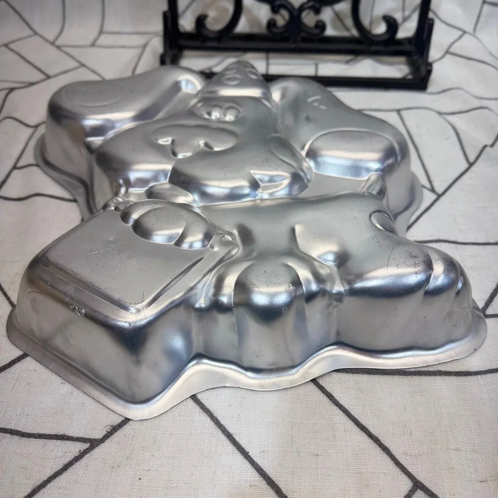 Wilton Cake Pan Large Silver Blues Clues Party Hat Gift 1999 Vintage 2105-3060
